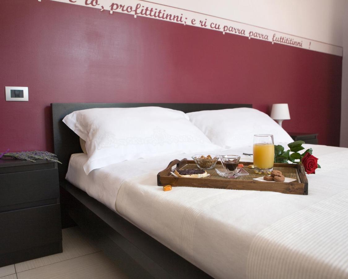 B&B Persi Nel Sud, Pozzallo Bagian luar foto